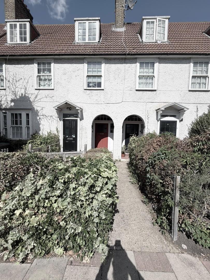 4 Bedroom House in Lordship Lane N17 Area